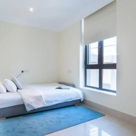 First Class 3Br Blissful Fountain Escape Dubai Exterior photo