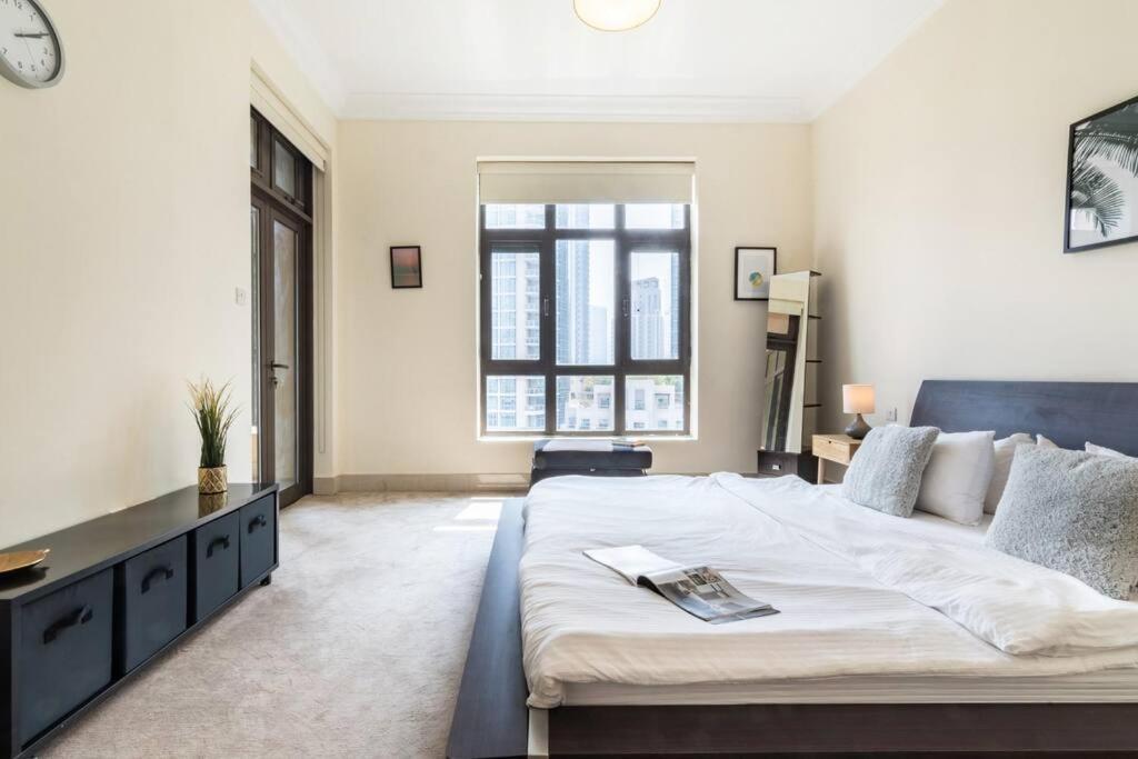 अपार्टमेंट First Class 3br Blissful Fountain Escape Dubai